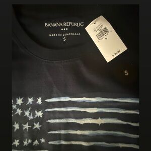 Banana Republic Men’s Black American Flag Graphic Tee - NWT